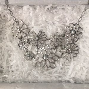 Lovely Silver Necklace -EUC